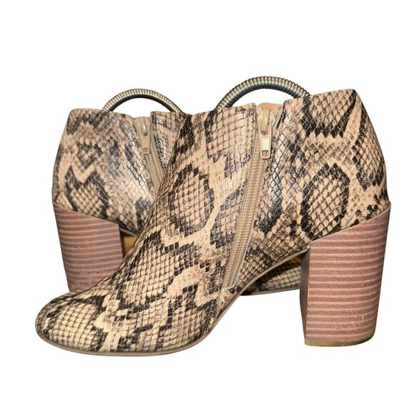 Report Shirley Snake Print Women’s Ankle Booties Sz 8 - Picture 2 of 8